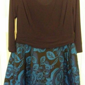 Beautiful Black and Royal blue dress